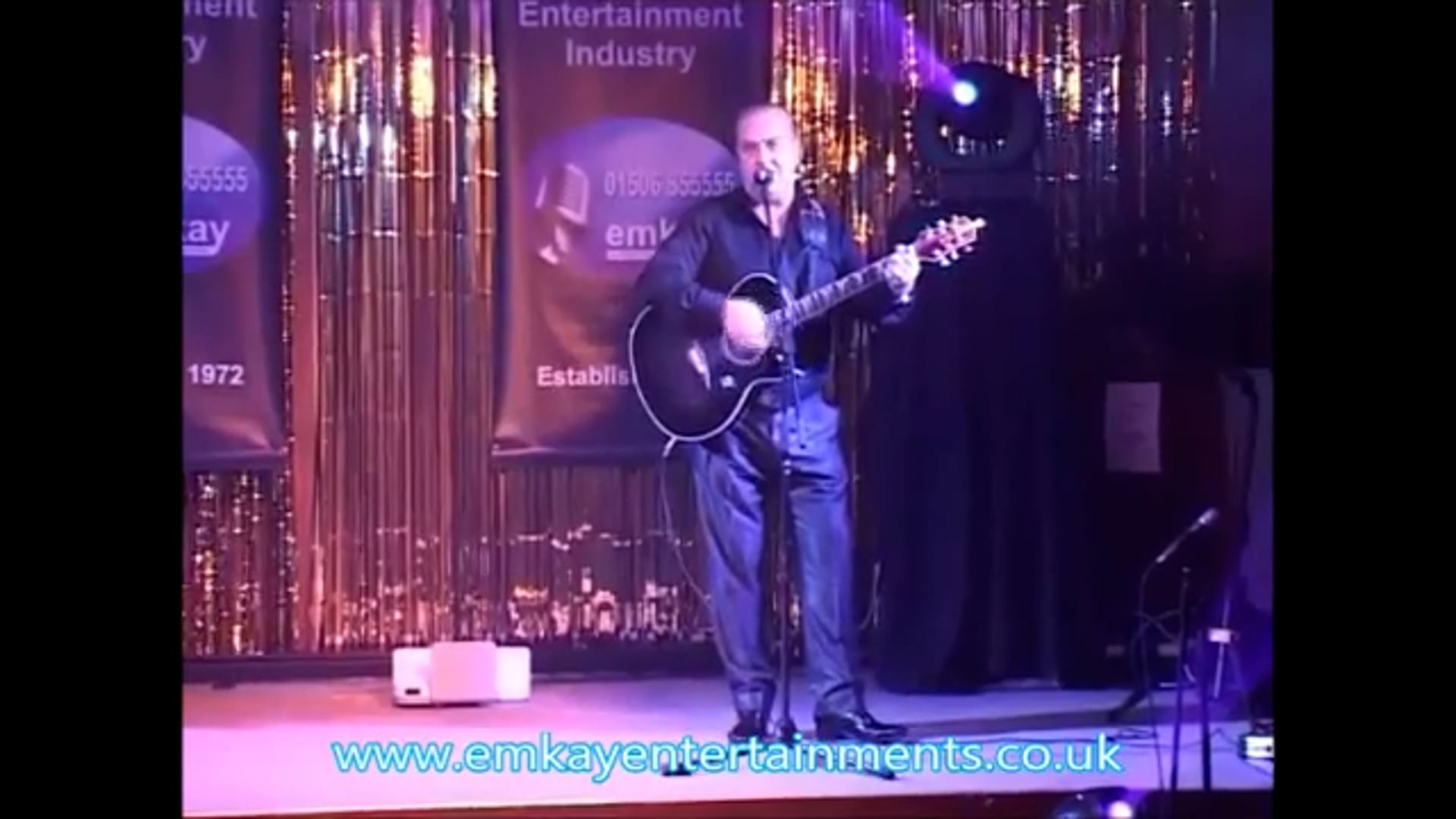 Jimmy Mac - Folsom Prison Blues (Showcase 2014).mp4