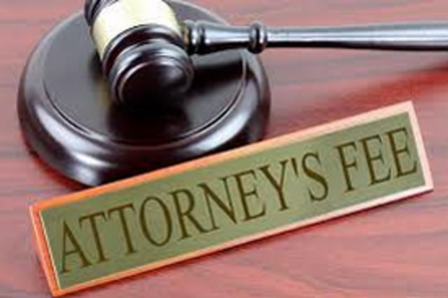 What Are The Percentages A Personal Injury Attorney Will Receive When My Court Case Is Over?