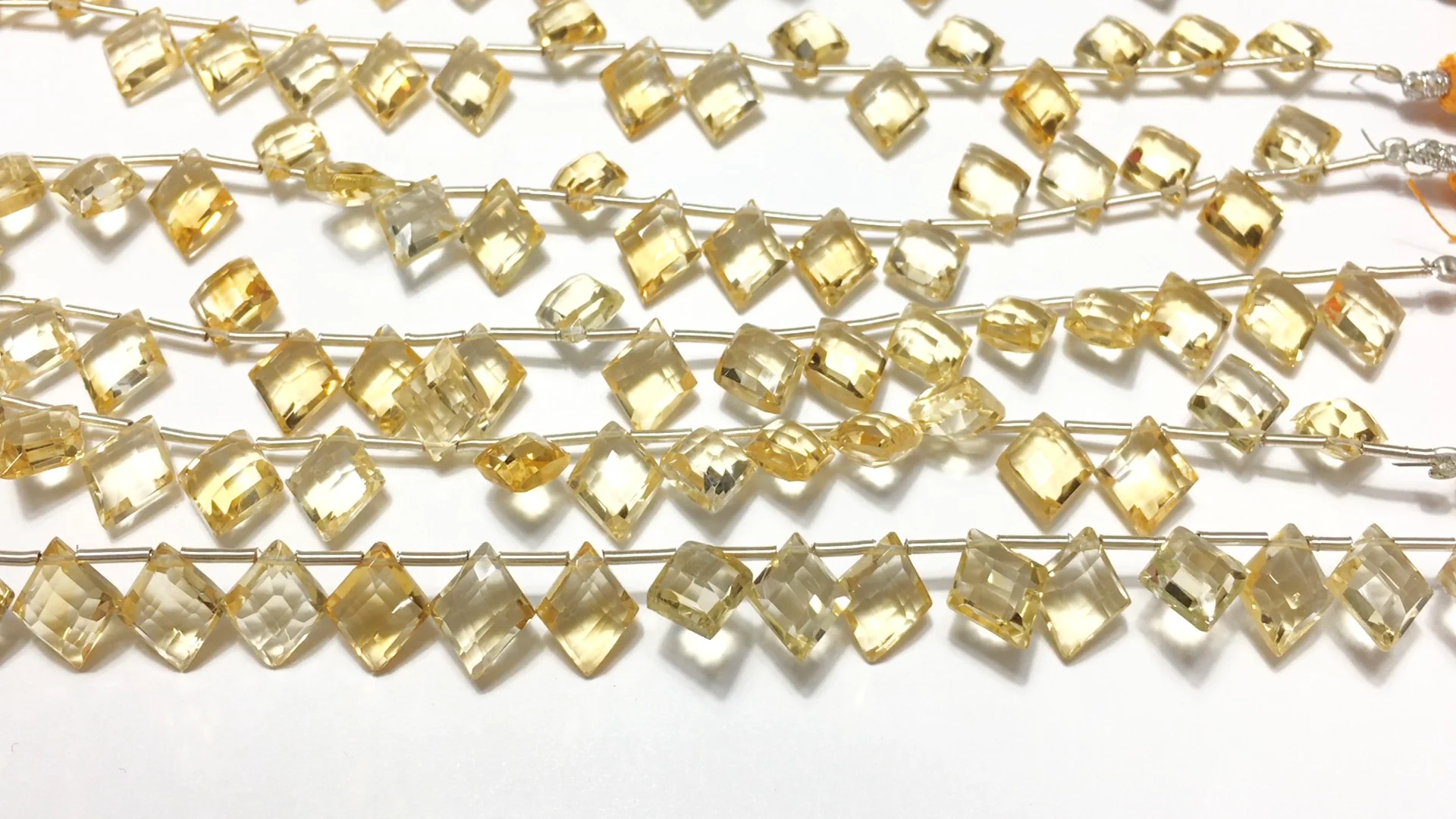 シトリン ダイヤカット10×8mm 1連（18粒）｜天然石ビーズの卸問屋