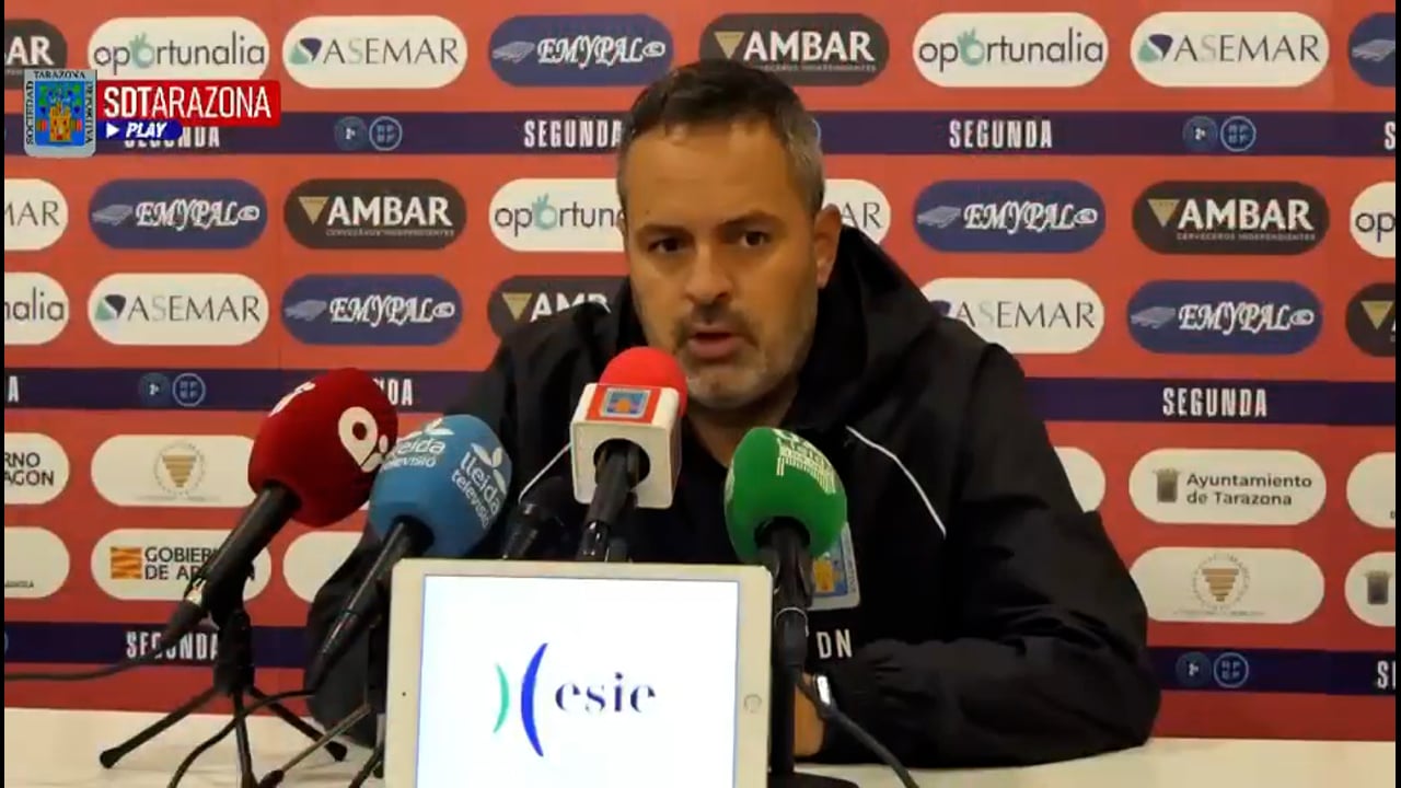 DAVID NAVARRO (Entrenador Tarazona) SD Tarazona	0-1 Lleida Esportiu / J 6 / 2ª RFEF - Grupo 3 / Fuente Facebook SD Tarazona