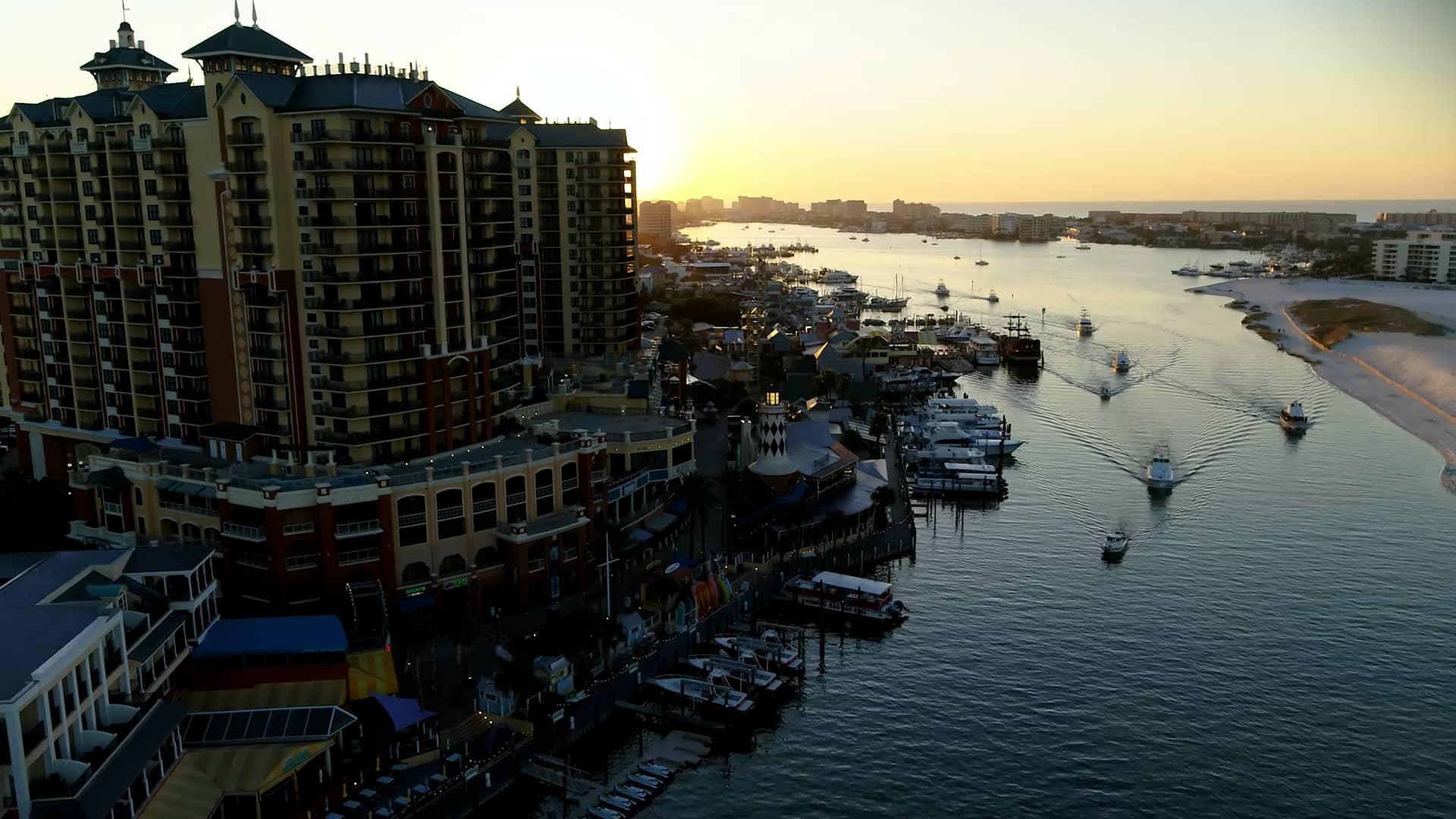 Top 10 Things to Do at HarborWalk Village on Vimeo