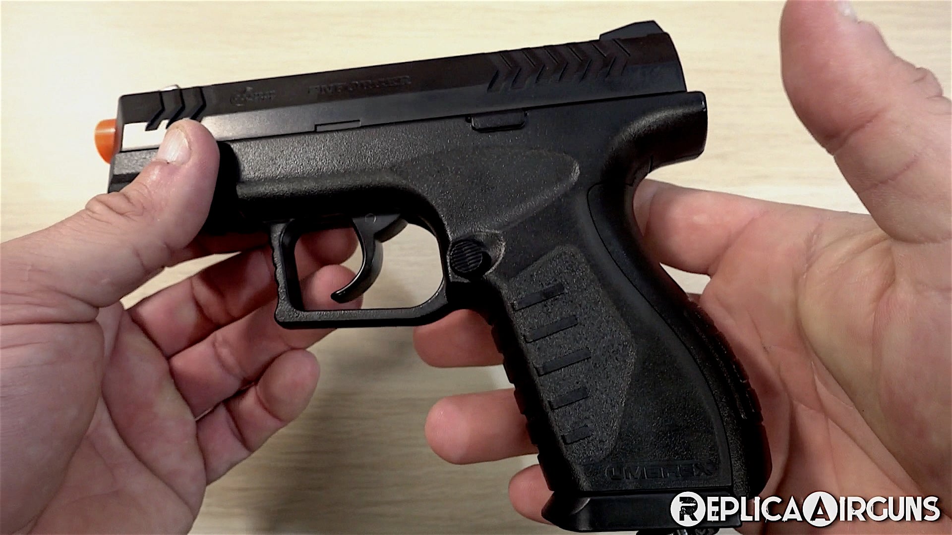 Umarex Combat Zone Enforcer CO2 Airsoft Pistol Table Top Review