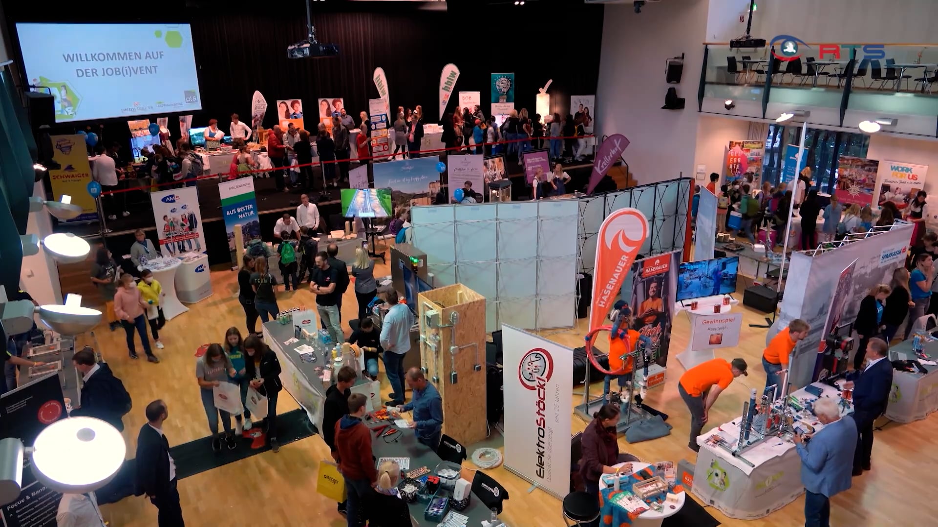 jobmesse-in-saalfelden-vermittelt-durch-aktivstationen-den-arbeitsalltag