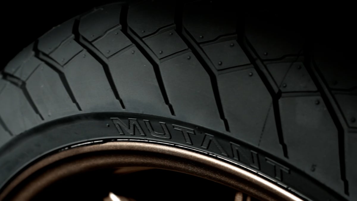 Dunlop MUTANT - Extremely Evolved.