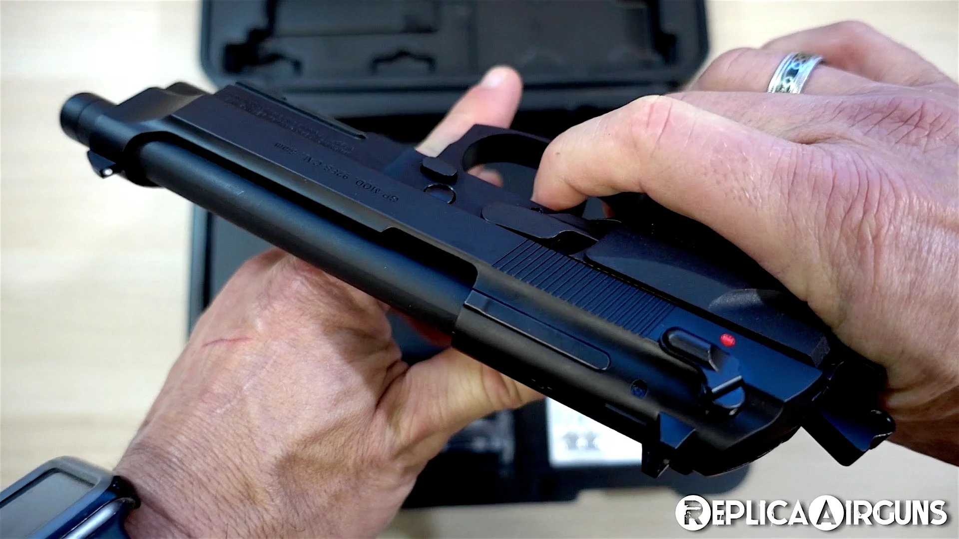 Beretta model 92 FS airsoft spring pistol - review and shooting test 