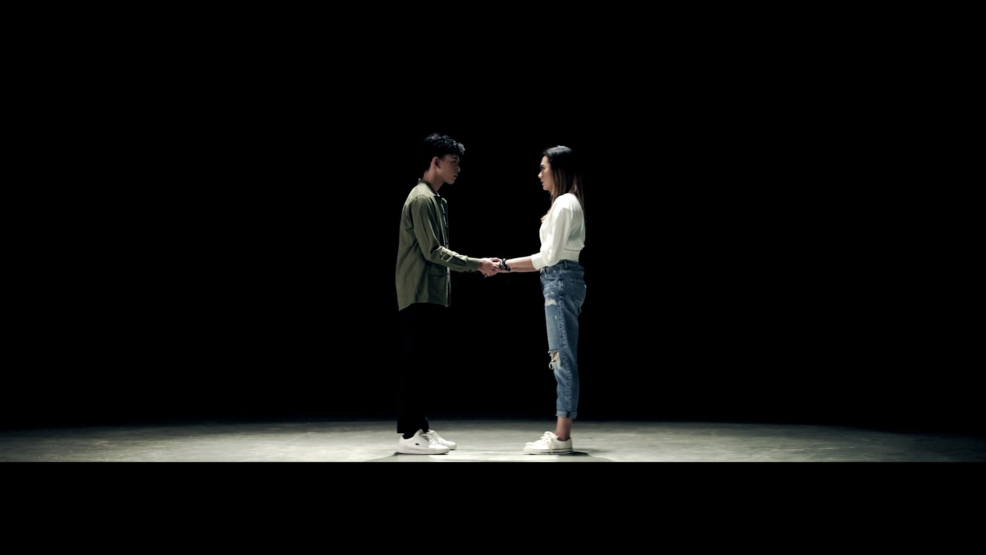 MV รักมันไม่ใช่_PREEN x May I