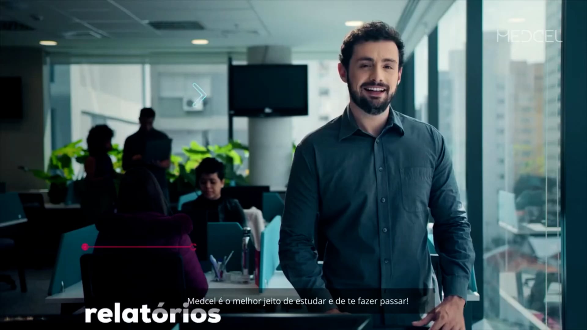 Institucional e Apresentador.
Ícaro Gimenes