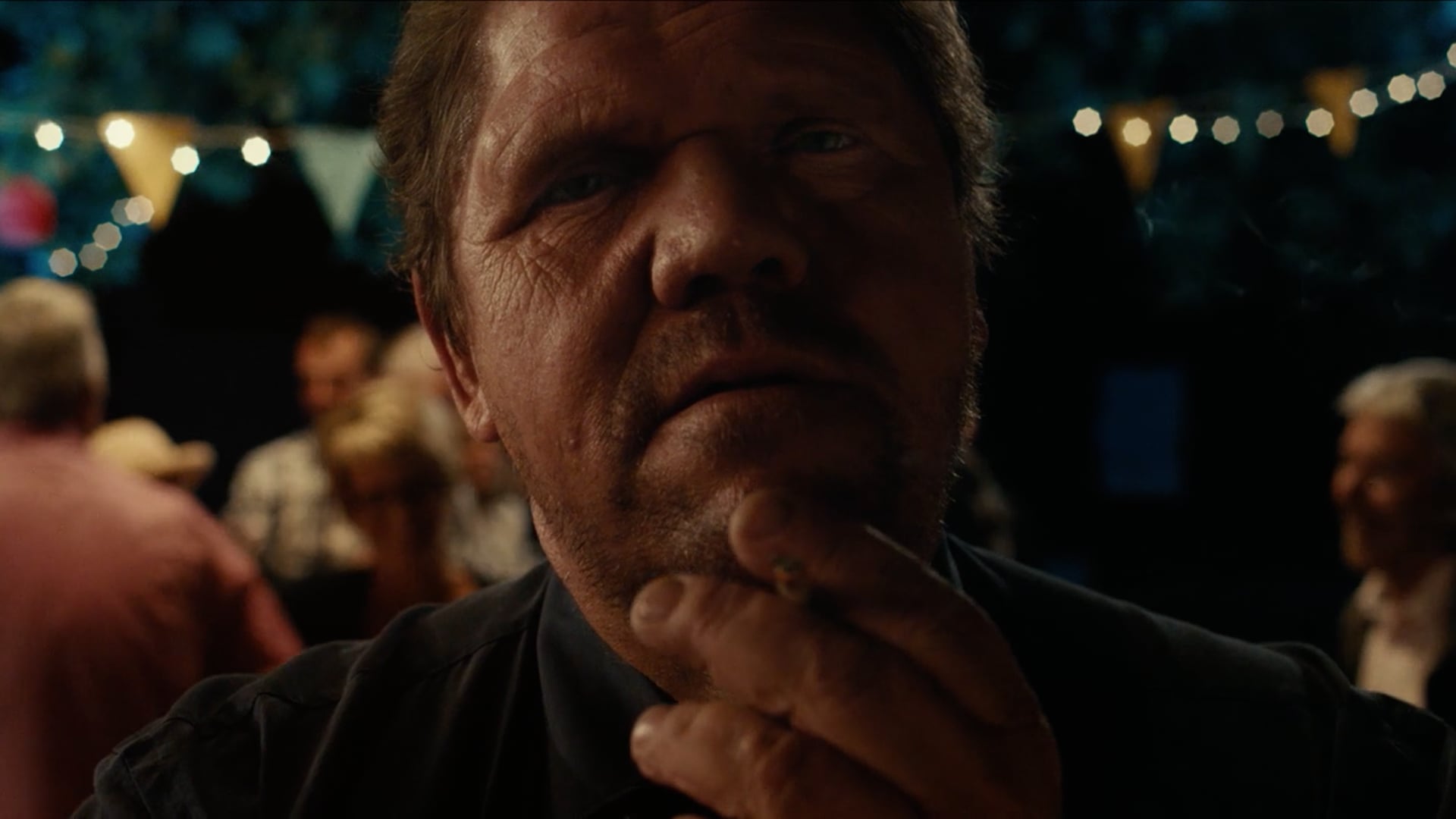 AVANT QUE LES LUMIÈRES S'ÉTEIGNENT | Short Film directed by Wilmarc Val | Trailer