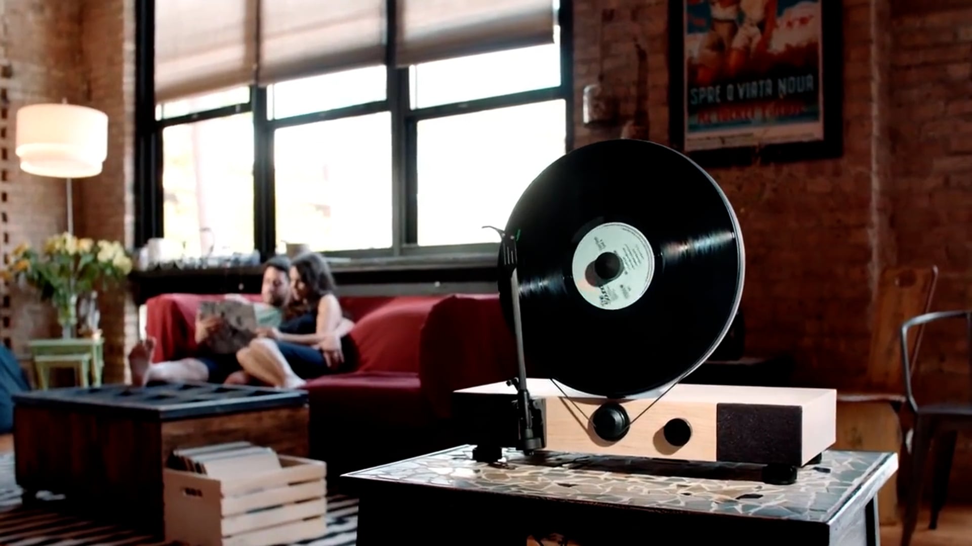 Mashable - Gramavox - Vertical Record Player