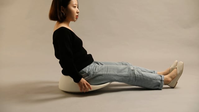 Red Dot Design Concept - Lo Chair