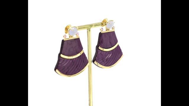 Brinco em Ouro Amarelo com Baquelite Fucsia e Calcedônia