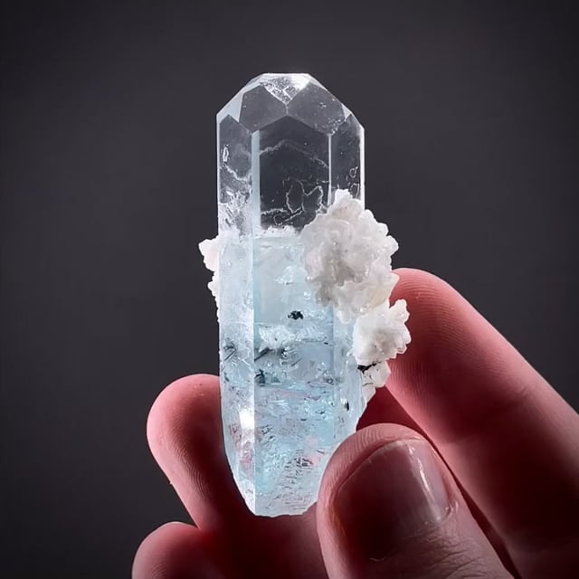 Beryl var. Aquamarine