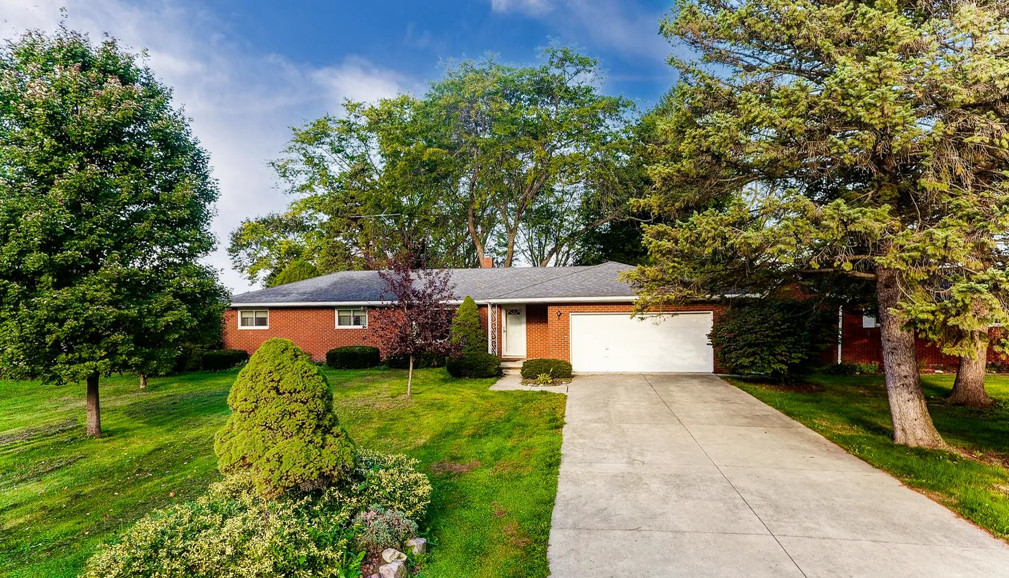 765 Ruff Drive Monroe MI 48162 on Vimeo