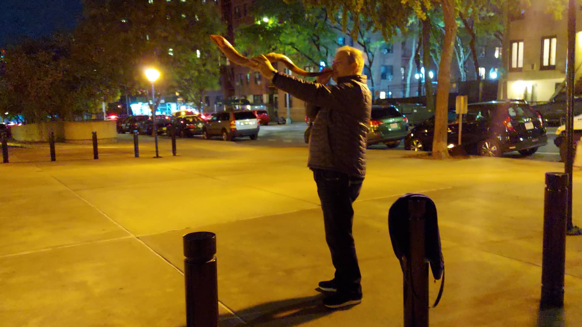 Shofar Sounding and Prayer in NYC on Vimeo