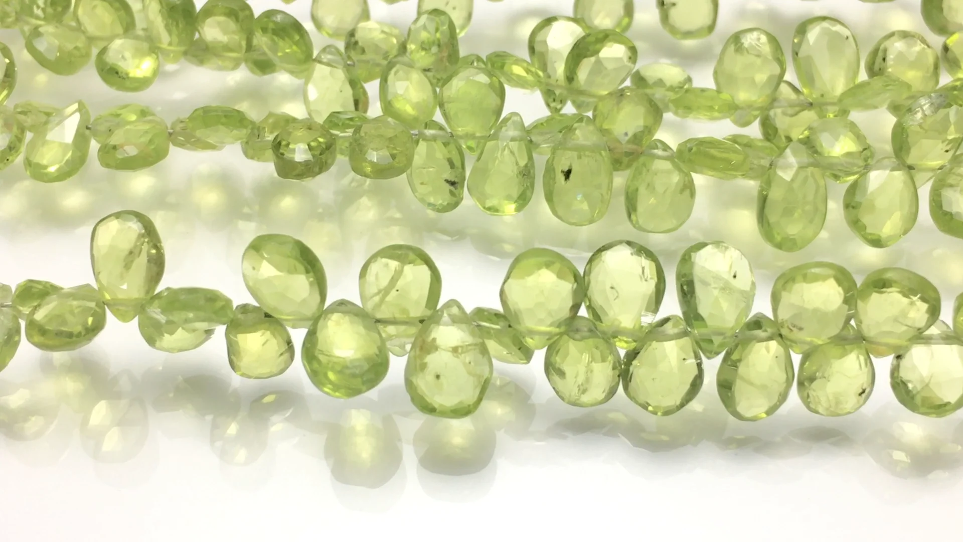 ペリドット ペアシェイプ ブリオレットカット 1連（約18cm）｜天然石
