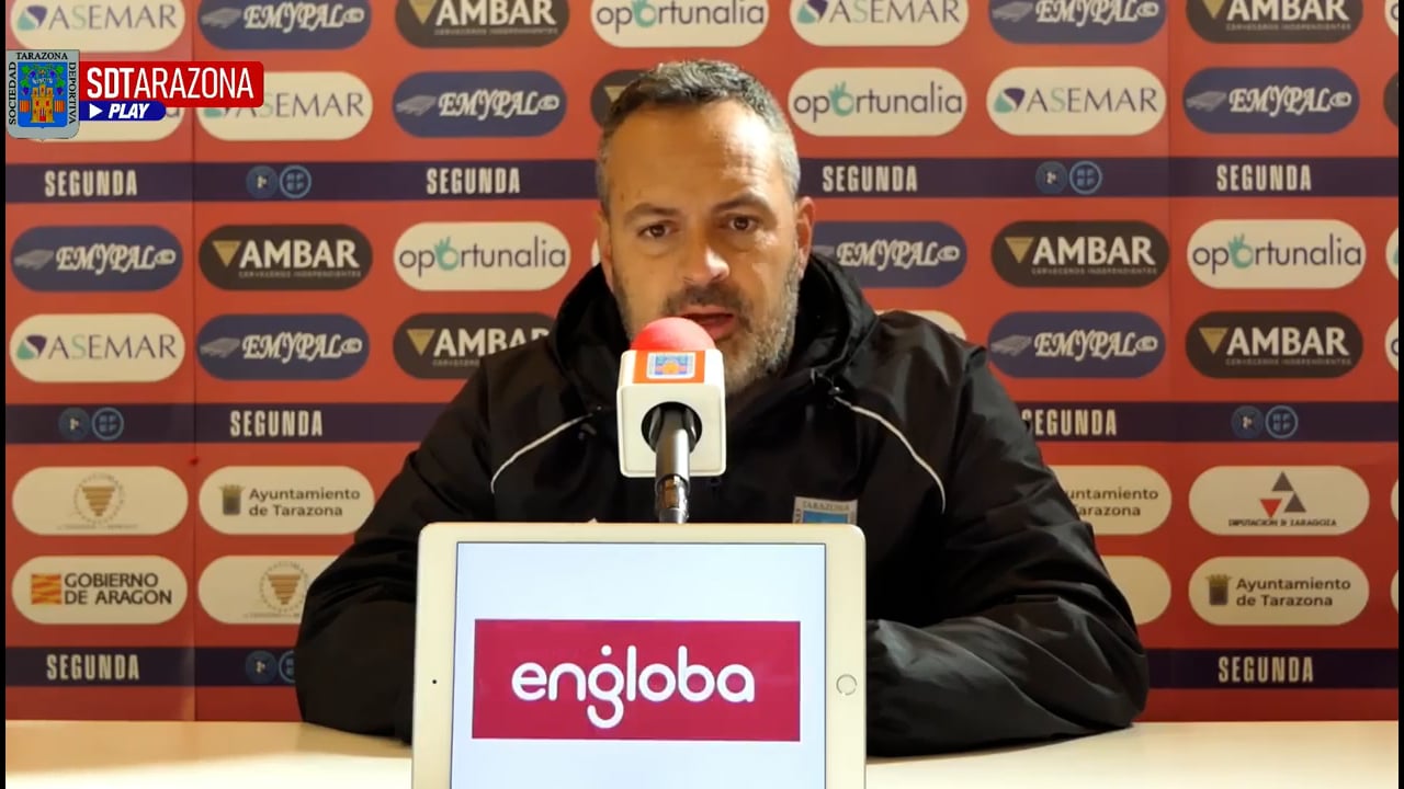 DAVID NAVARRO (Entrenador Tarazona) SD Tarazona	2-0 Cerdanyola FC / J 8 / 2ª RFEF - Grupo 3 / Fuente Facebook SD Tarazona