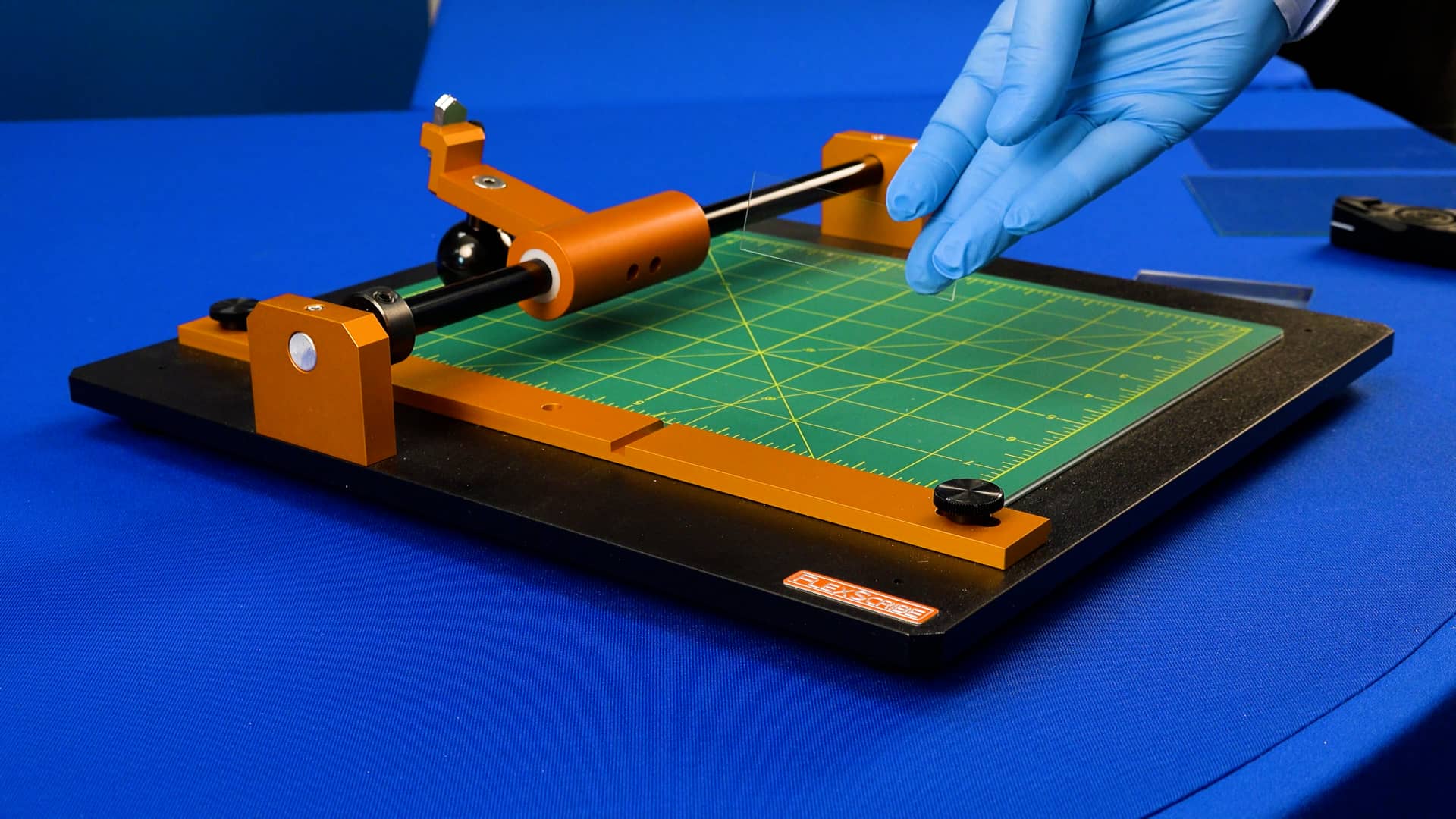 Dicing A Glass Slide With The Flexscribe – LAUQA
