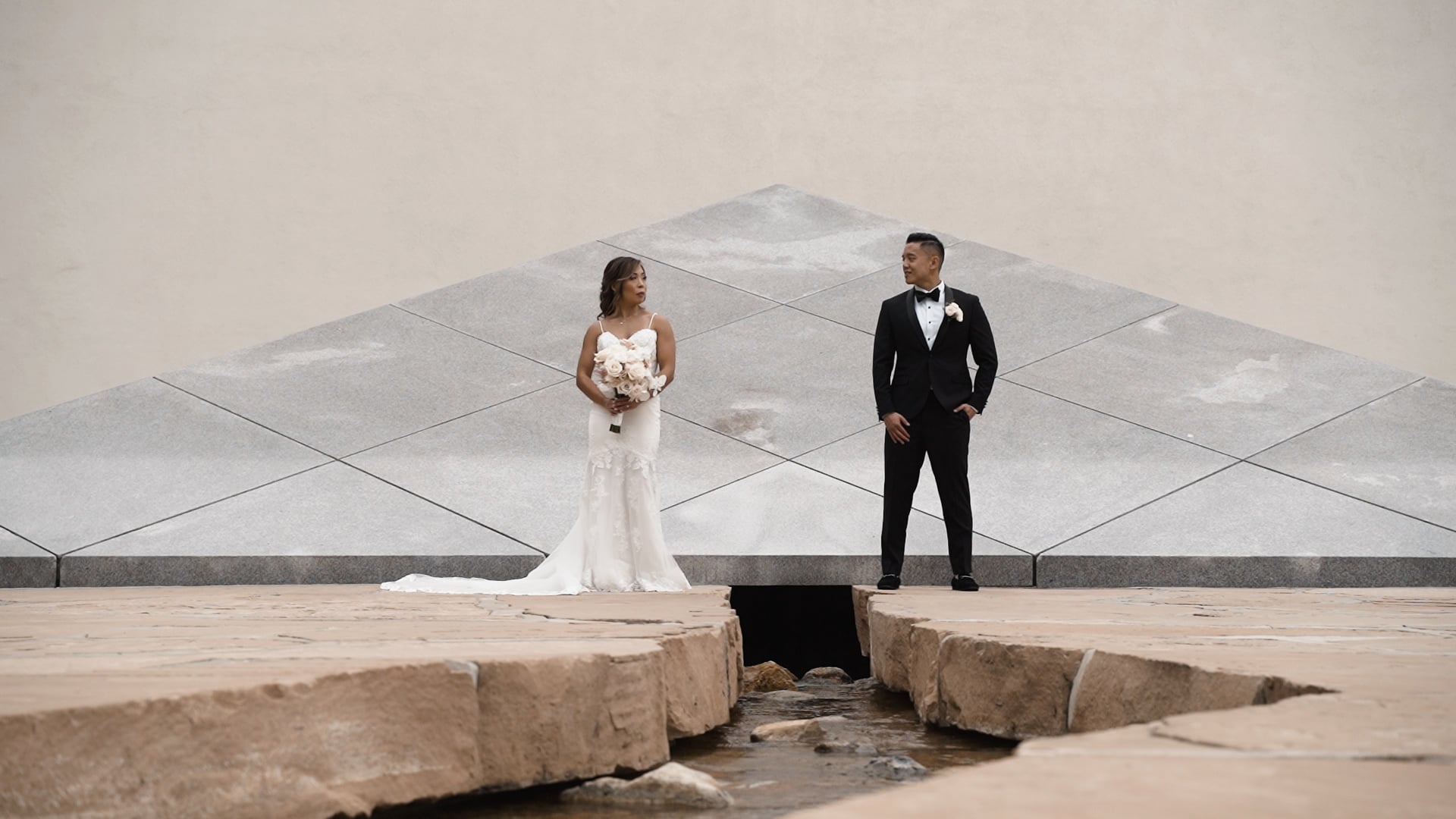 A + C 's beautiful wedding at the VENUE by Three Petals