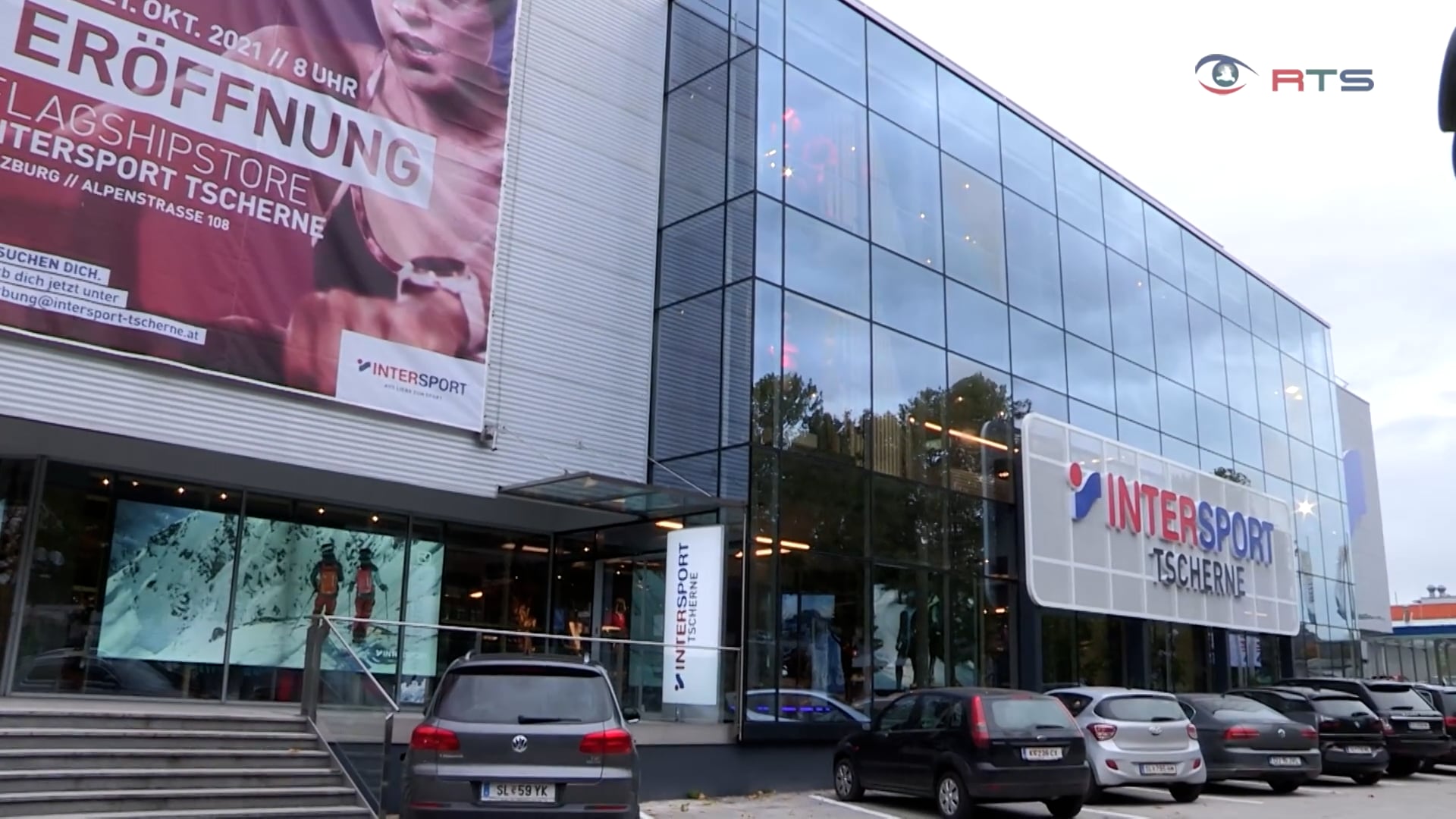 intersport-tscherne-eroeffnet-in-der-alpenstrasse-skitourensegment-am-gefragtesten