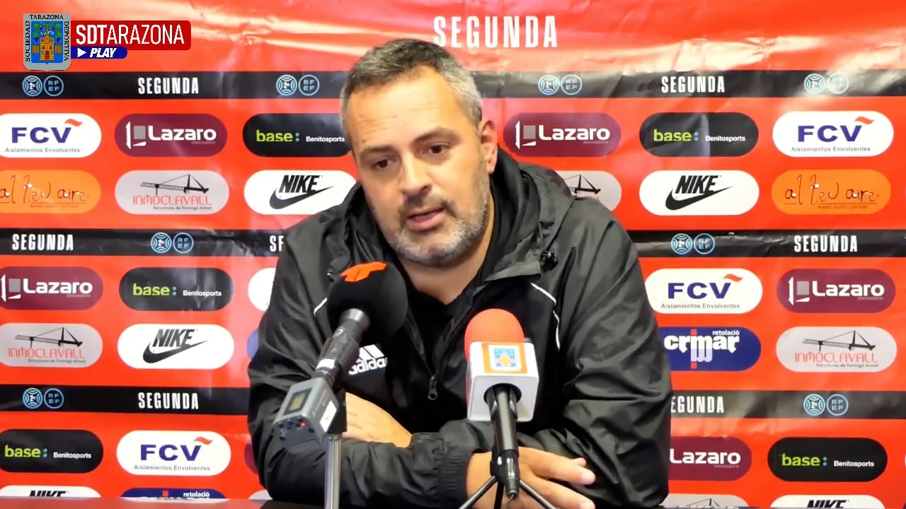 DAVID NAVARRO (Entrenador Tarazona) FC Terrassa 2-1 SD Tarazona / J 9 / 2ª RFEF - Grupo 3 / Fuente Facebook SD Tarazona