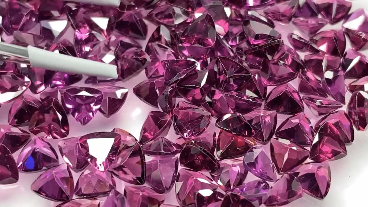 ロードライトガーネット ルース トライアングルファセットカット