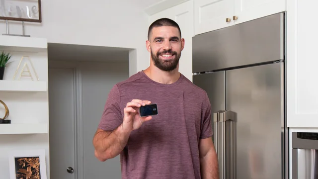 Baltimore Ravens - Today is #WorldDiabetesDay. TE Mark Andrews and Dolphins  long snapper Blake Ferguson caught up Thursday and displayed their Tandem  Diabetes Care insulin pumps, which both rely on to help