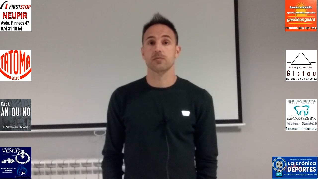 DAVID GIMÉNEZ (Entrenador CD Binéfar) CD Binéfar 2-1 Deportivo Aragón / Jornada 10 / 3ª División