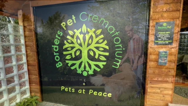 Pets shop at peace