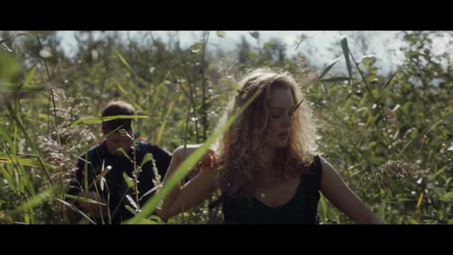 deVine Voices Native Swiss German Male Voiceover AEK Bank Commercial