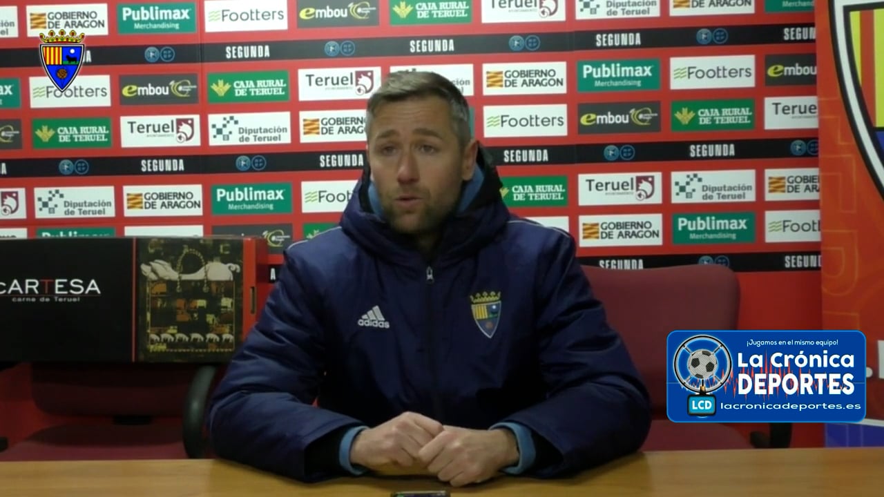 VÍCTOR BRAVO (Entrenador Teruel) CD Teruel 1-1 FC Terrassa / J 10 / 2ª RFEF - Gr 3 / Fuente YouTube CD Teruel