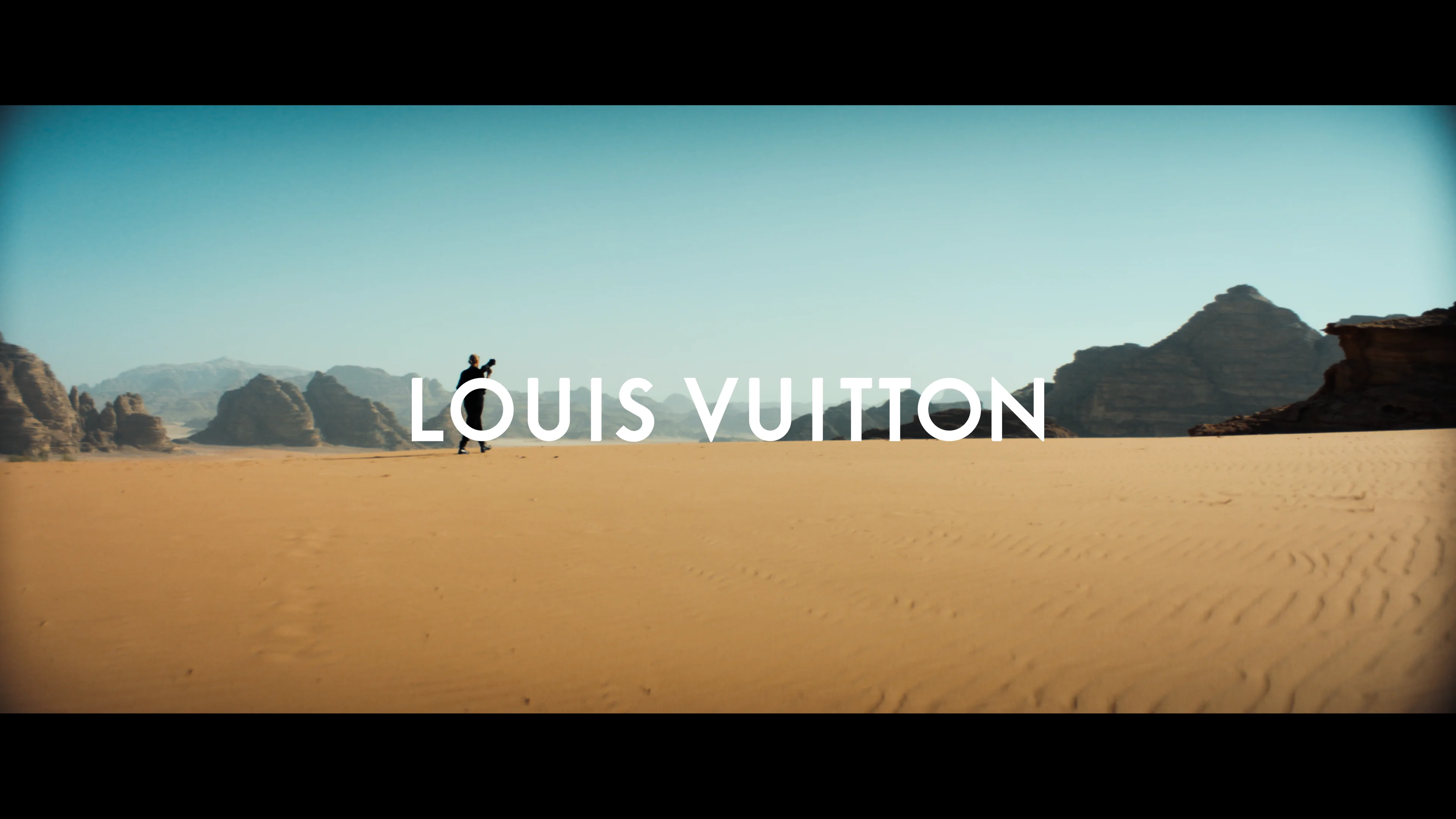 Viviane Sassen Captures Louis Vuitton Mens Spring-Summer 2020