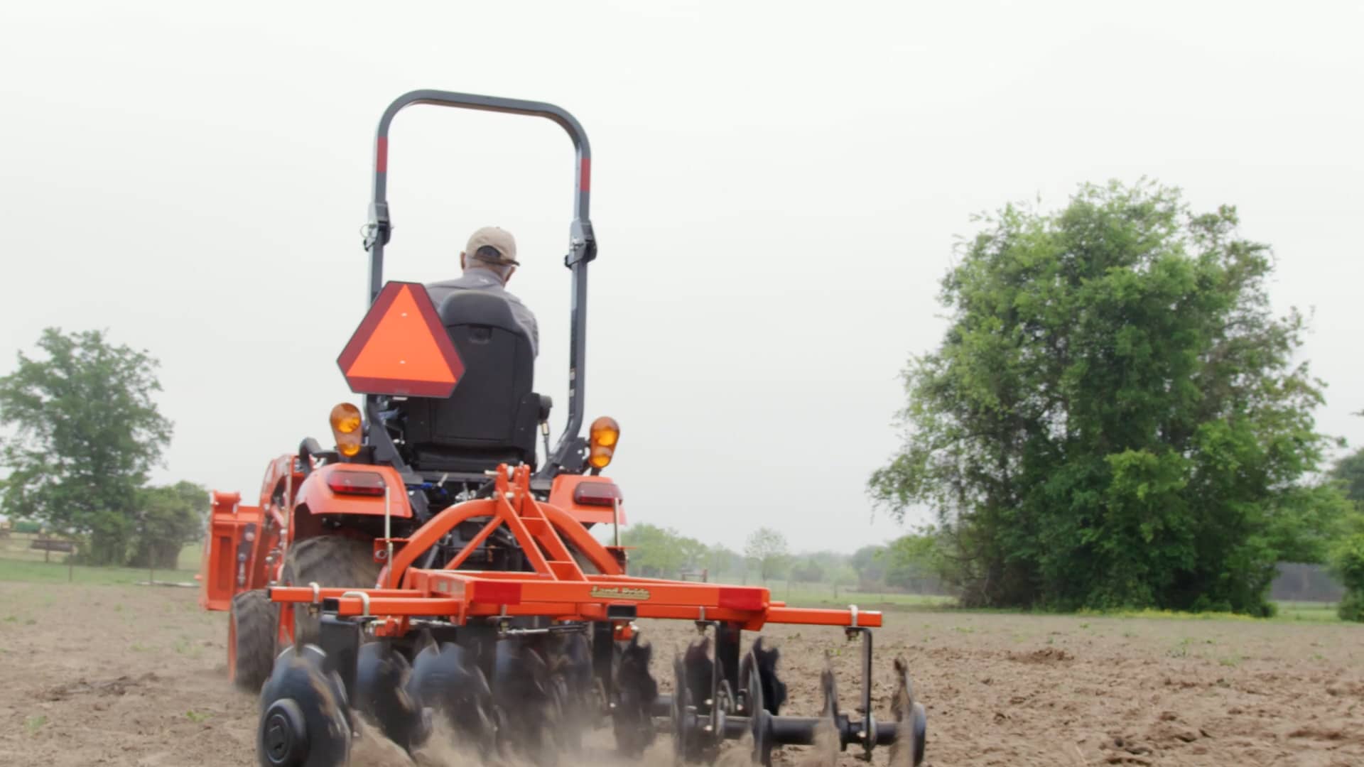 DH1060 Disc Harrow on Vimeo