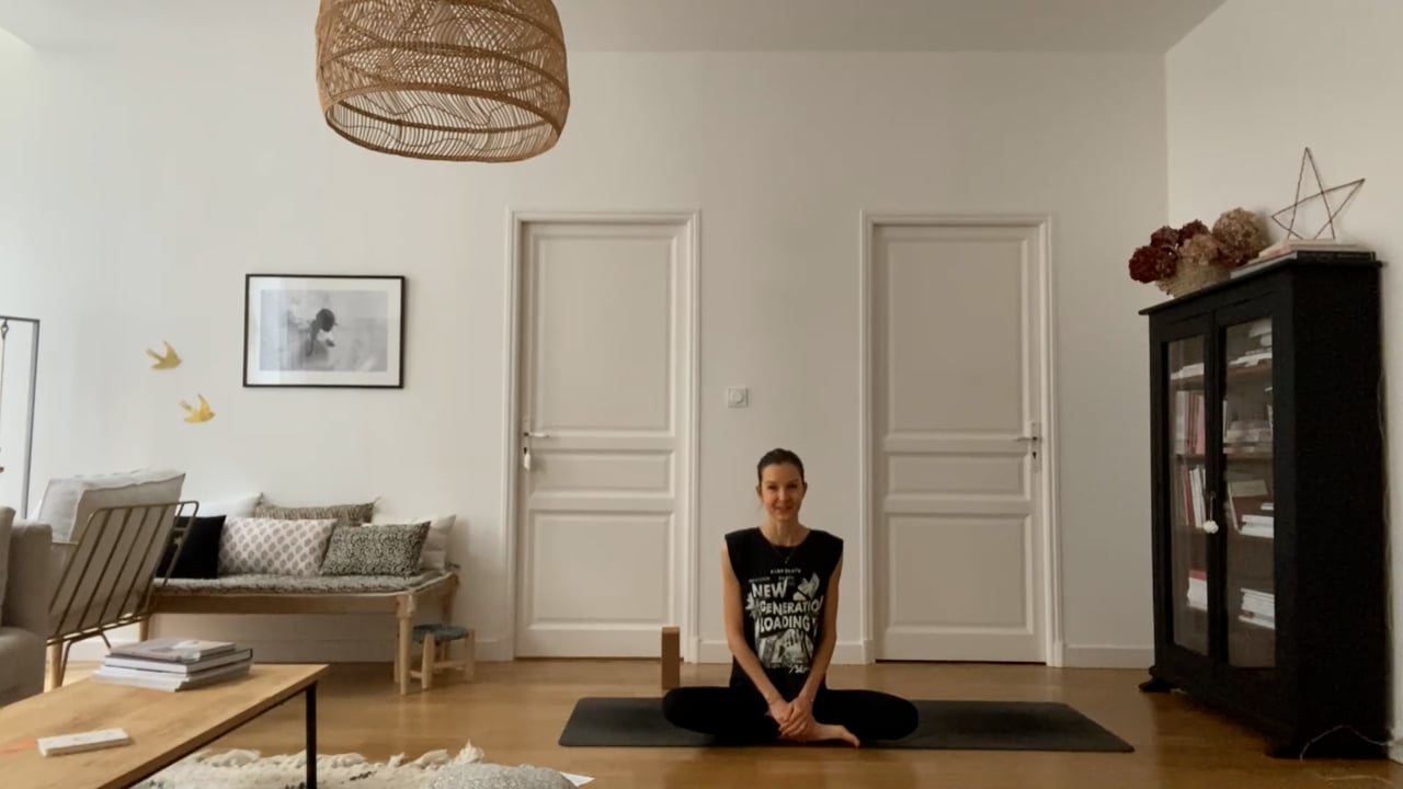 Vers Ardha Chandrasana (49min)