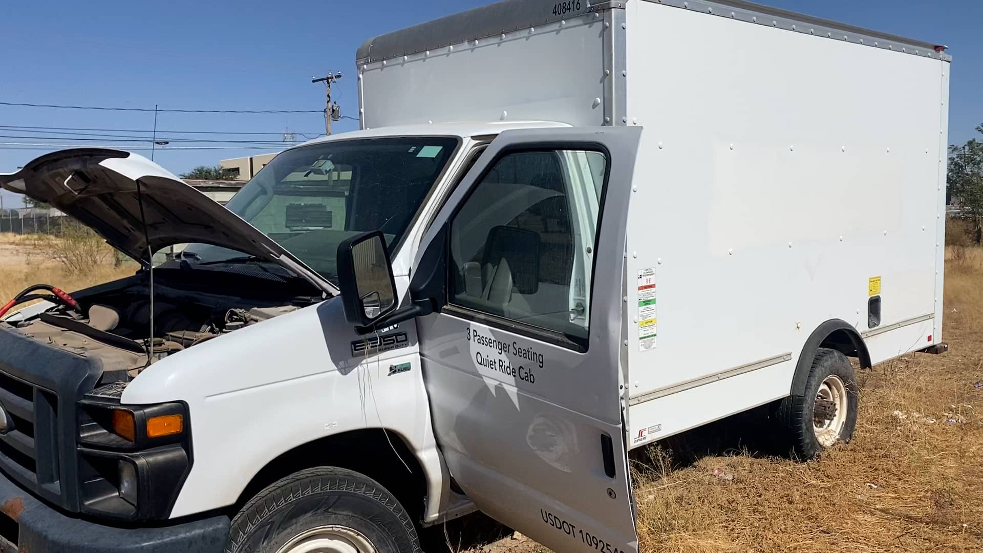 2014 Ford E-350 Box Truck on Vimeo