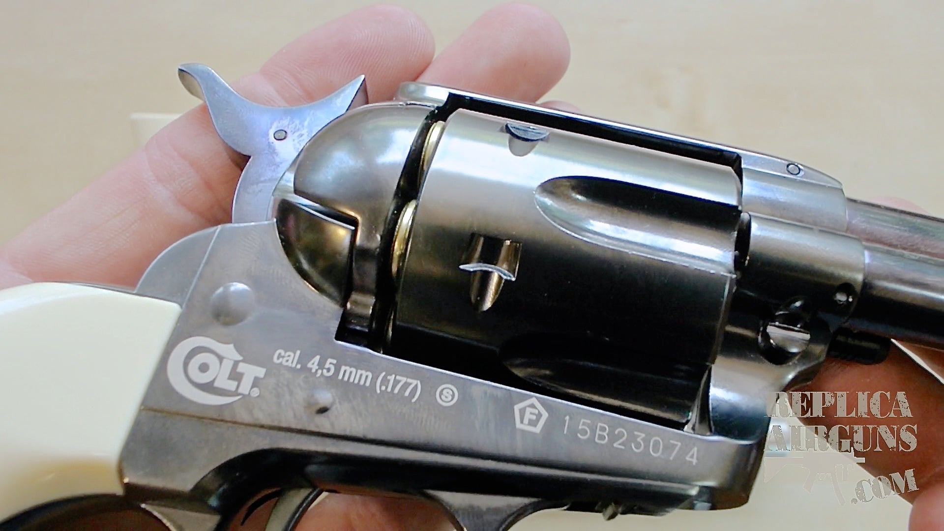 Umarex Colt Single Action Army Shell Loading BB Revolver Table Top Review