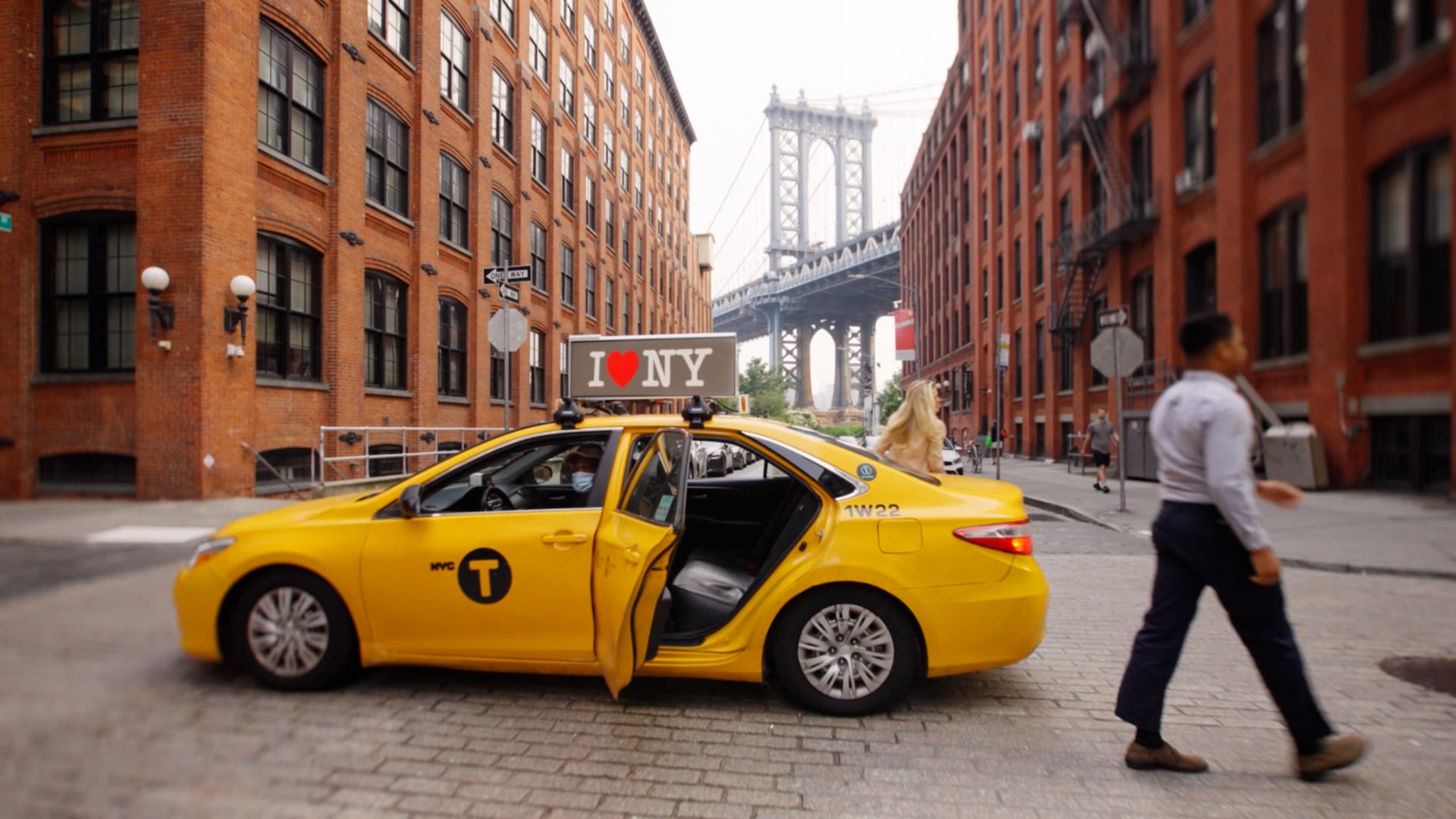 Standard Chartered - Borderless Doorways
