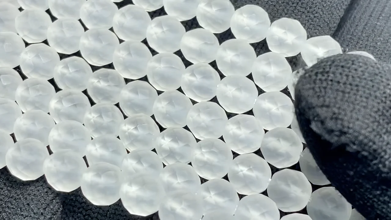 フロストクォーツ 64面ラウンドカット6mm ｜天然石ビーズの卸問屋