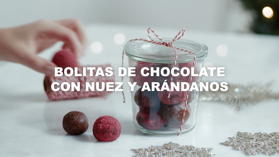 My Work: Bolitas de Chocolate con Nuez y Arándanos