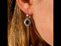 Zaffiro, diamante, platino, orecchini da 18 ct 4503-4685.mov