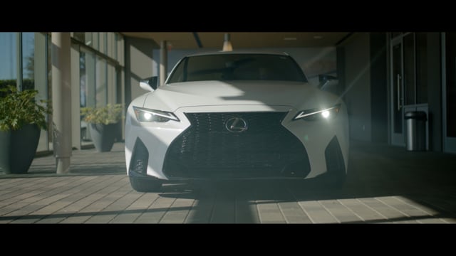 Lexus IS 350 Spotlight [4K]