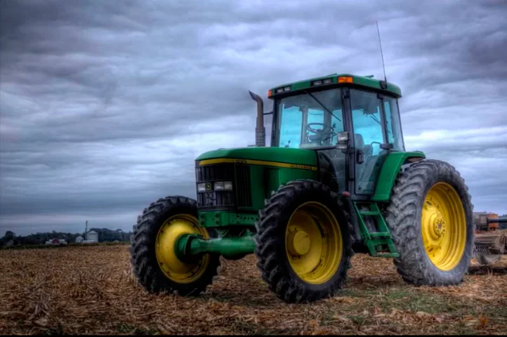 Jason Aldean Big Green Tractor Lyric Video On Vimeo