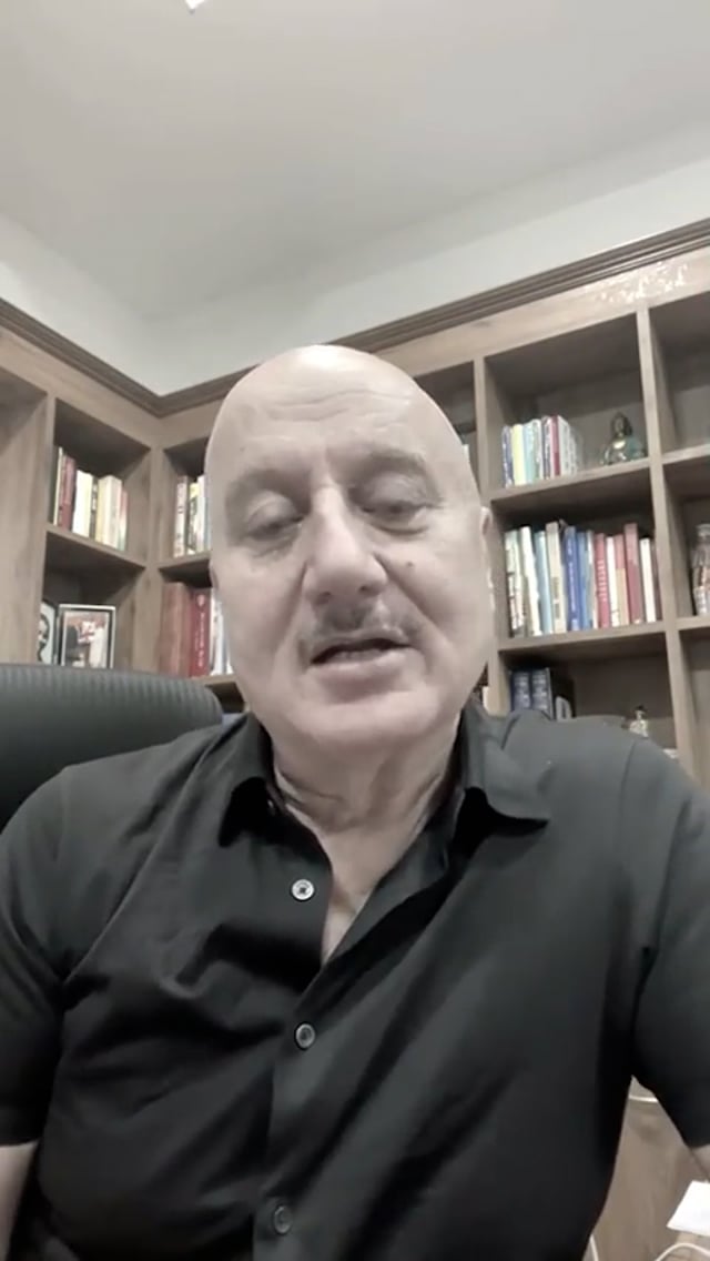 Anupam Kher explains the Japanese Philosophy  