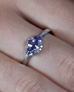 Video: 925 Silver Tanzanite Diamonds Ring