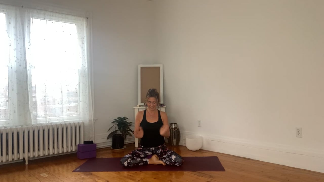 6.10 Vinyasa : Un peu de tout - force, souplesse et cardio! (71minutes)