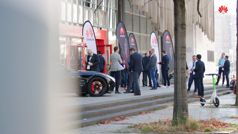 Video afspelen "Aftermovie | Huawei - HCE2021 cinema event (2021)"