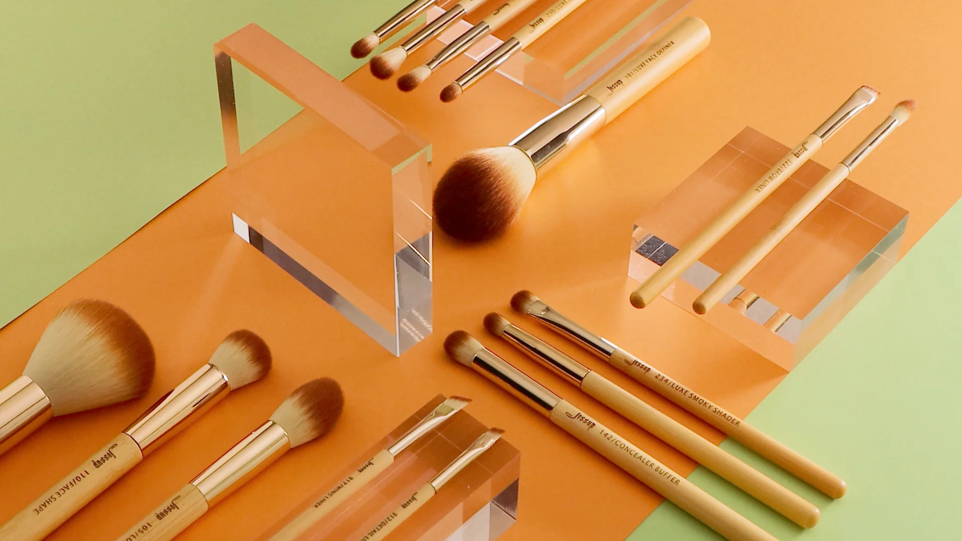 Vegan Bamboo Makeup Brush Sets Super Soft Vegan 6 to 25 Pcs