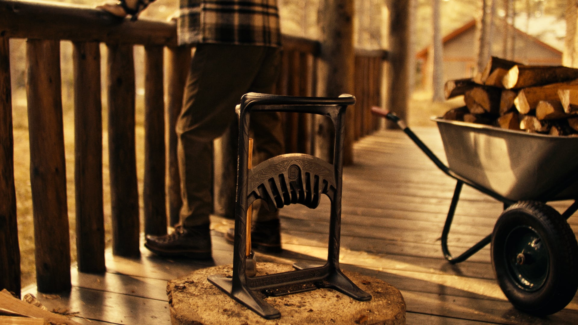 THE KINDLING CRACKER