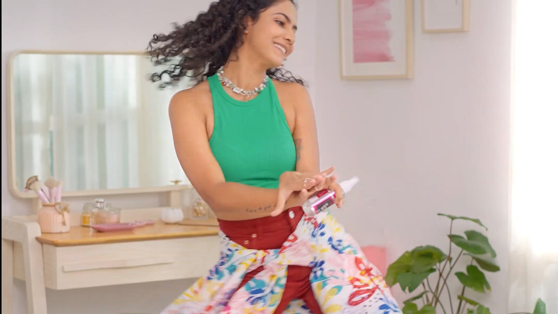 Livon Get Set Slay - Himika Bose