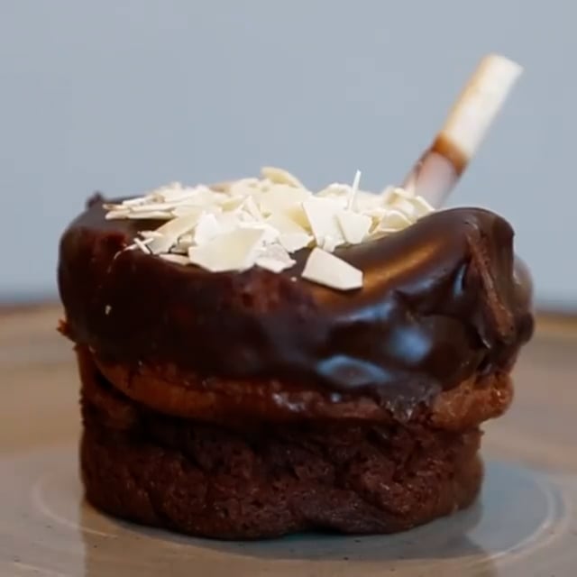 Ole & Steen Chocolate Cake on Vimeo