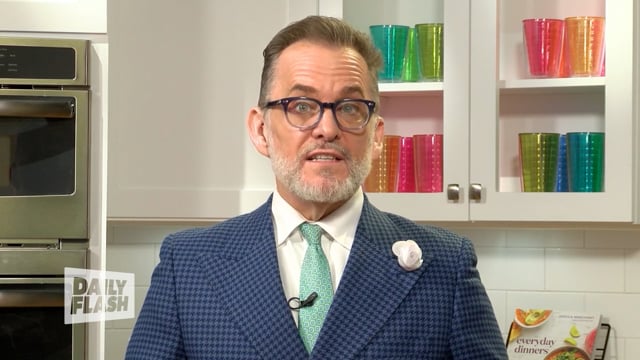 GETTING INTO THE HOLIDAY SPIRIT | DIEGO OSORIO | DailyFlash